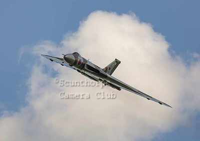 Vulcan XH588